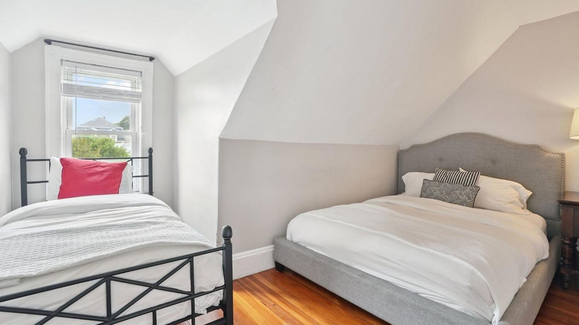 Holiday home Contemporary Duplex Near The T Boston