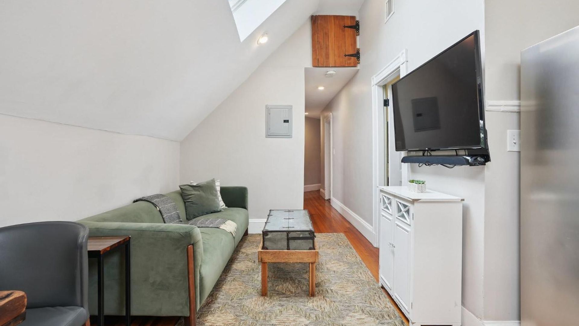 Holiday home Contemporary Duplex Near The T Boston