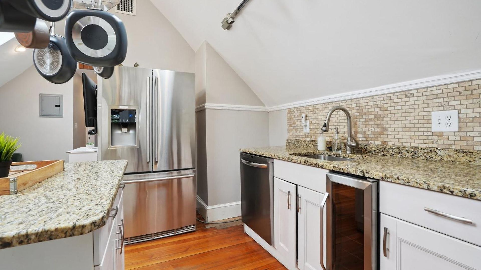Contemporary Duplex Near The T Boston