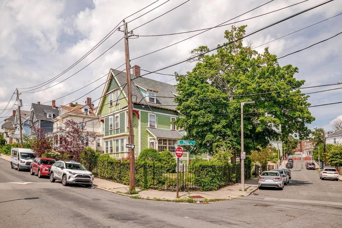 Beautiful Victorian House * Boston