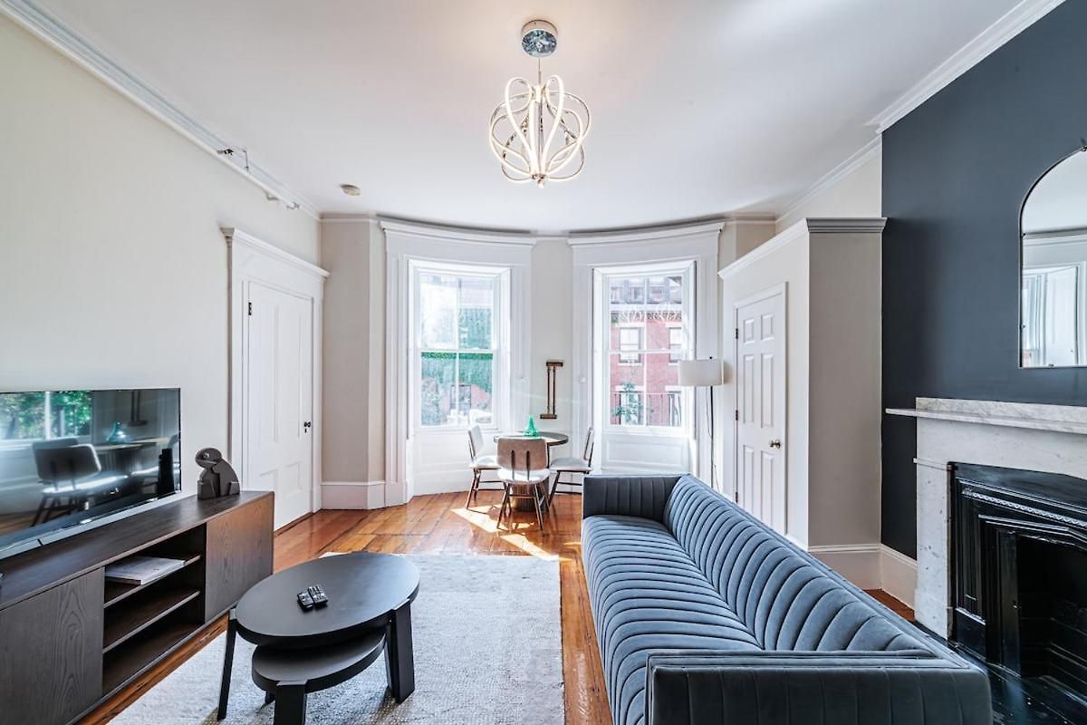 Beacon Luxury Apartment