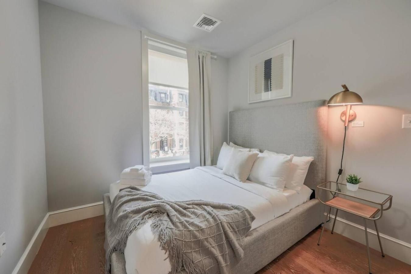 Spacious 1bed 1bath In Back Bay * Boston