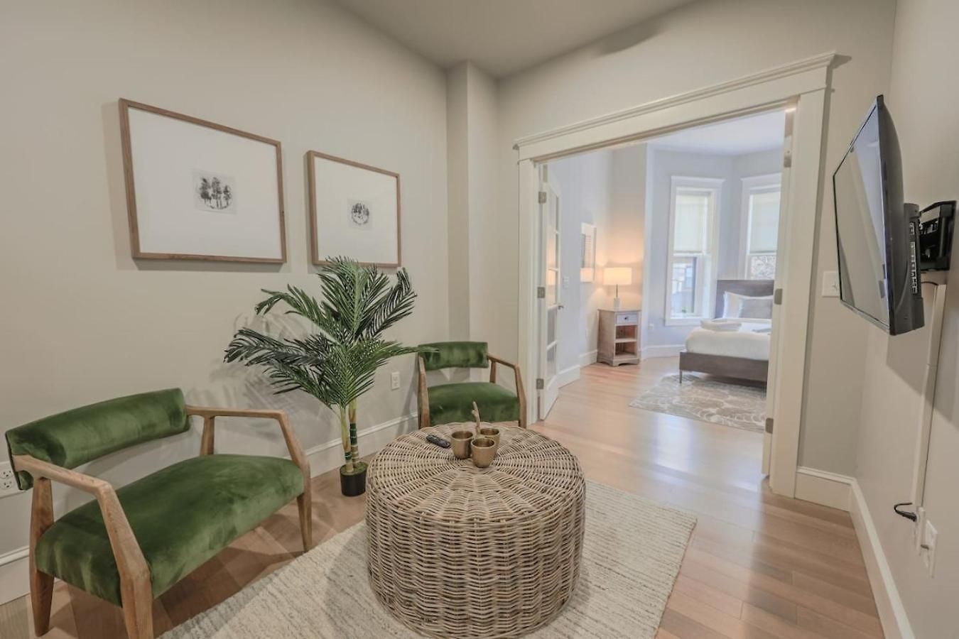 Apartment Bright Newbury Street 1 Bedroom