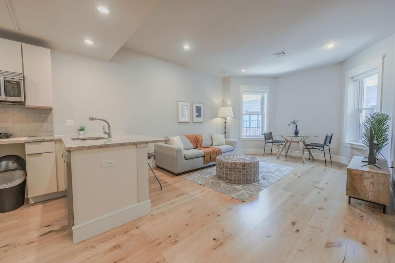 Apartment Modern 1bed 1bath In Back Bay *