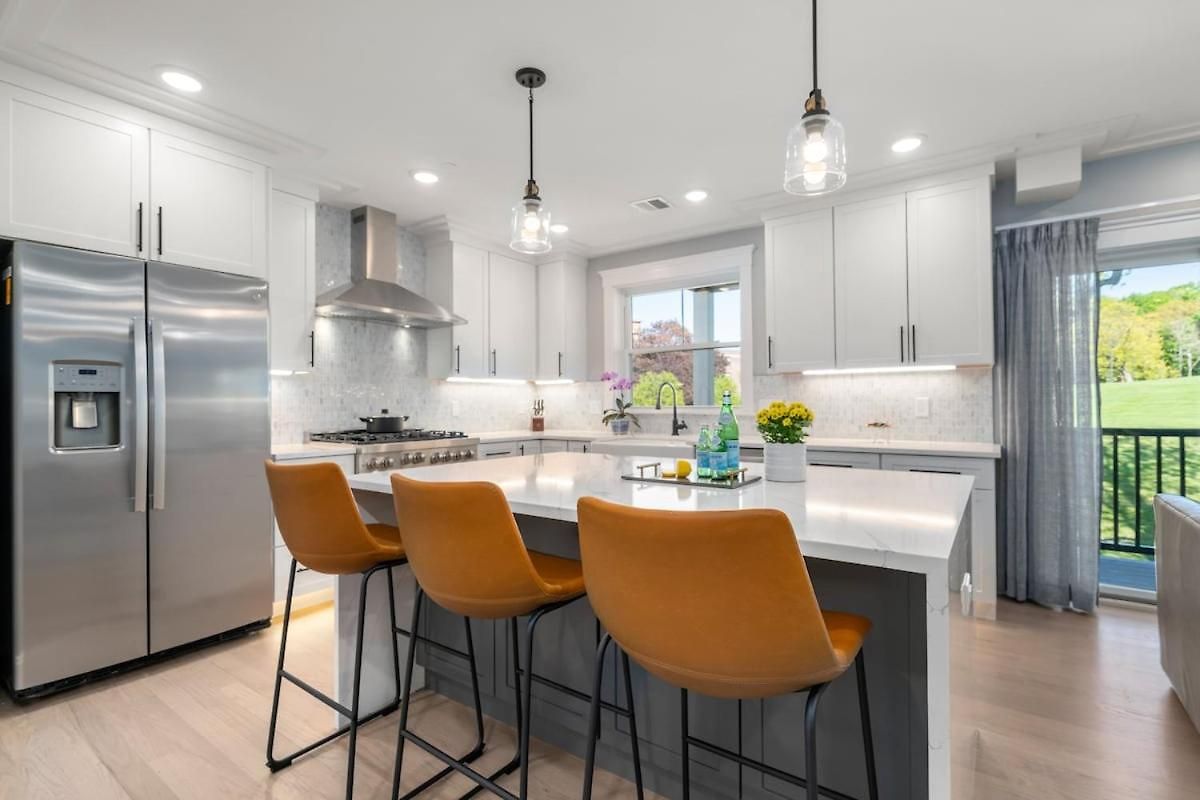 New 3 Bedroom, 2 Bath Unit, Meadow View! * Boston