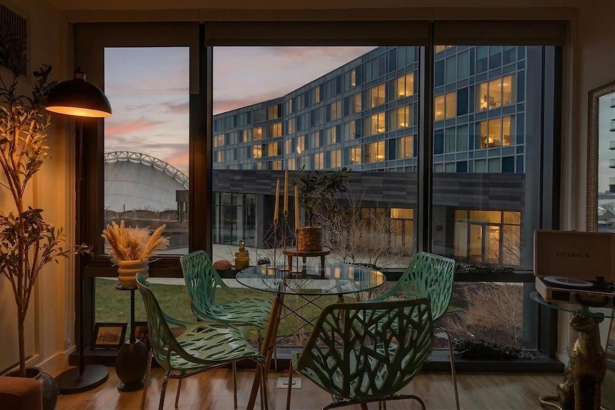 2-bedroom Lux In Seaport Next To Convention Center * Boston