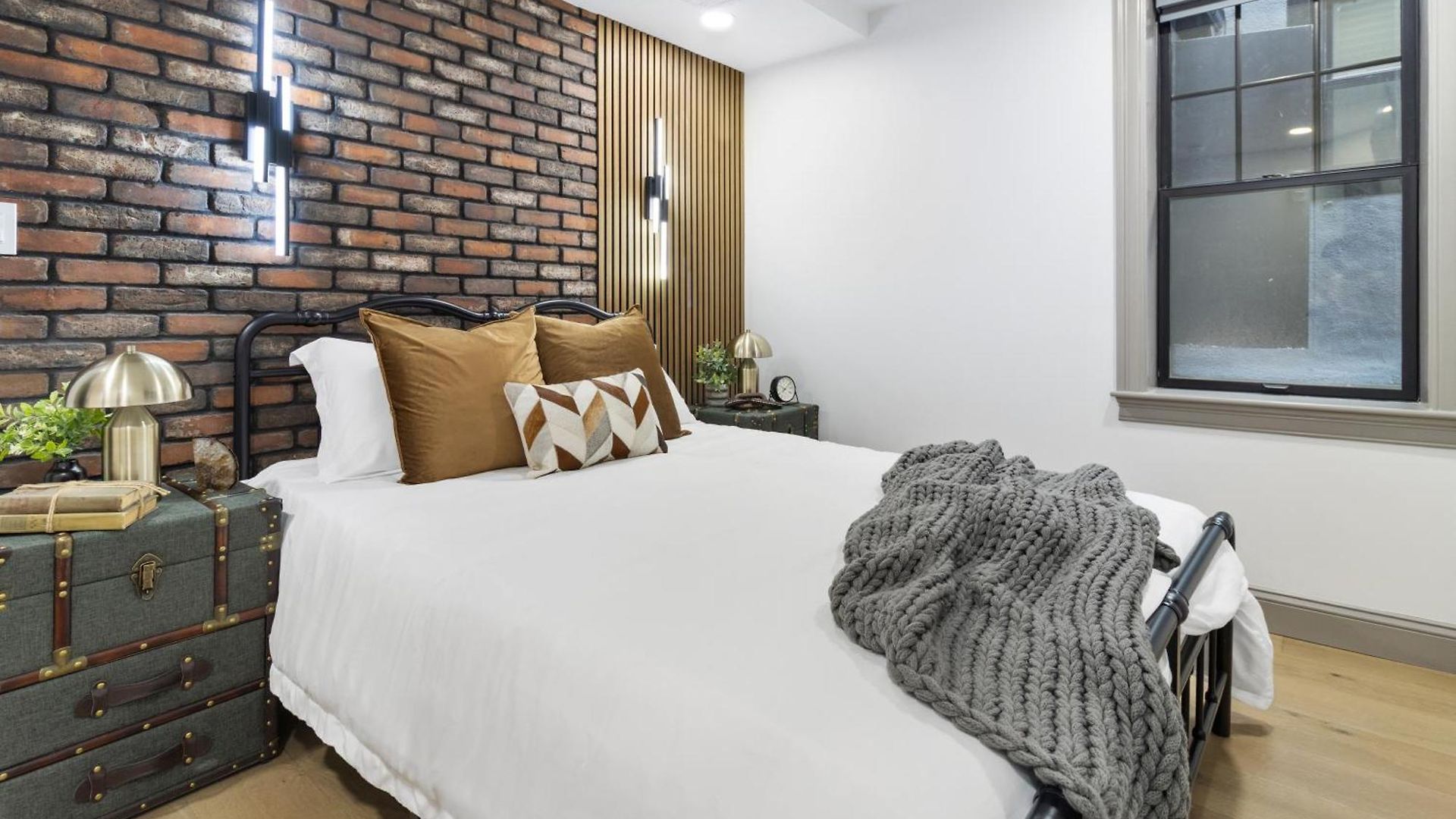 North End 2br Prime Location * Boston