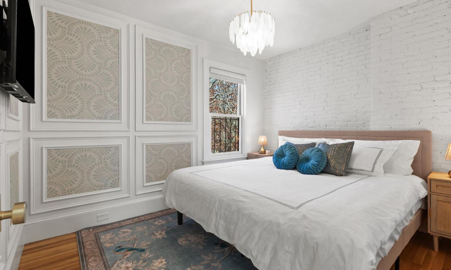 South End Furnished 2 Bedroom Walk To Copley, Prudential, Commons, Mgh, Public Gardens, Public Library