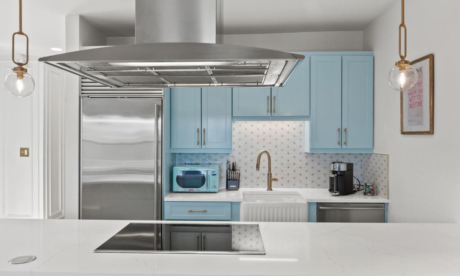 South End Furnished 2 Bedroom Walk To Copley, Prudential, Commons, Mgh, Public Gardens, Public Library Apartment Boston