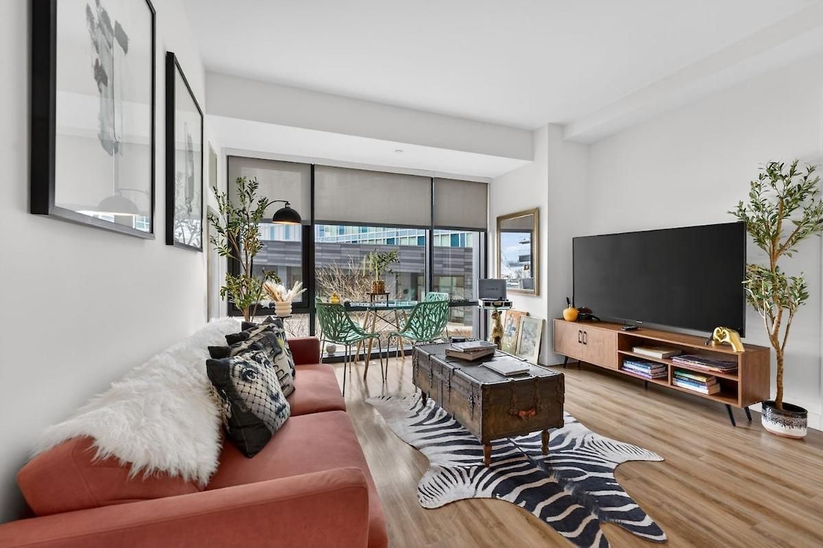 2-bedroom Lux In Seaport Next To Convention Center * Boston