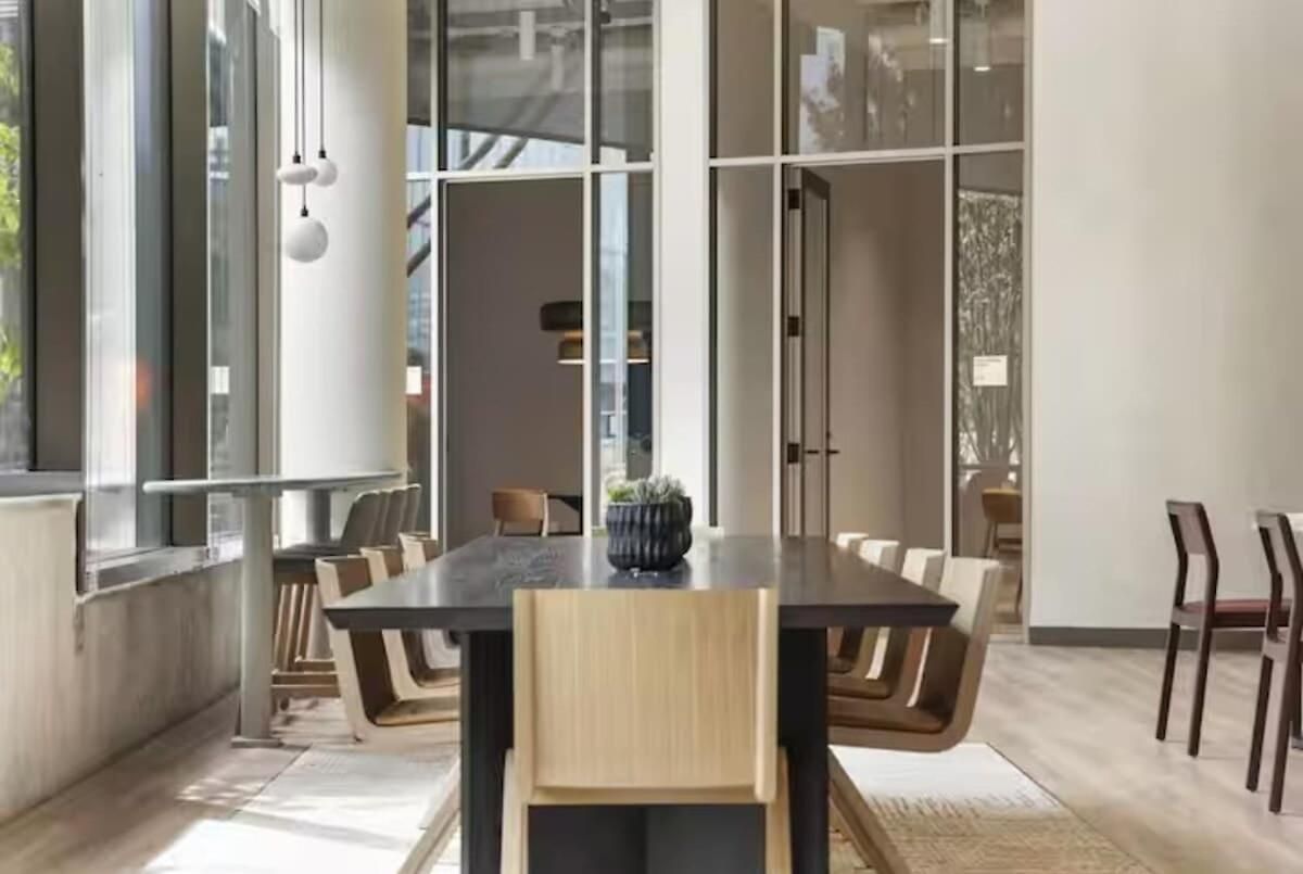 Apartment 2br Retreat Gym W&d Golf Boston