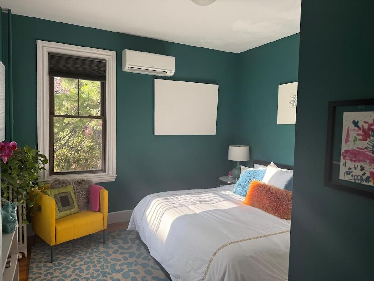Charlestown With Private Patio Apartment