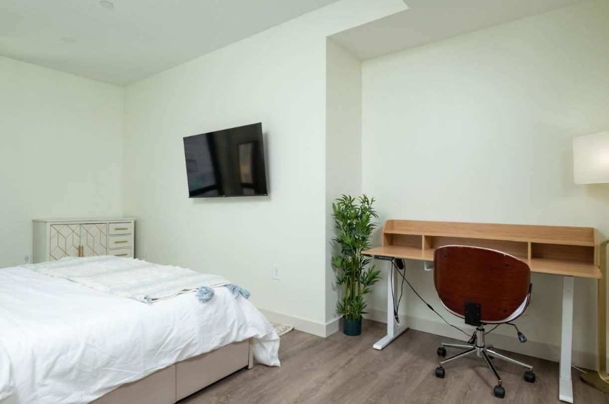 Apartment 2br Den Fenway Walk To Bu Longwood Red Sox *