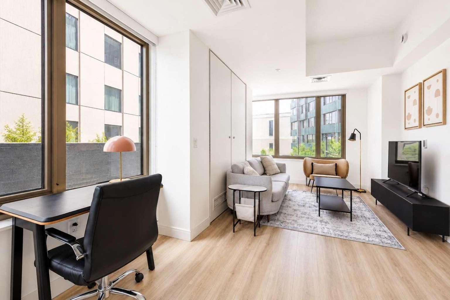 Luxury Near Harvard Apartment *