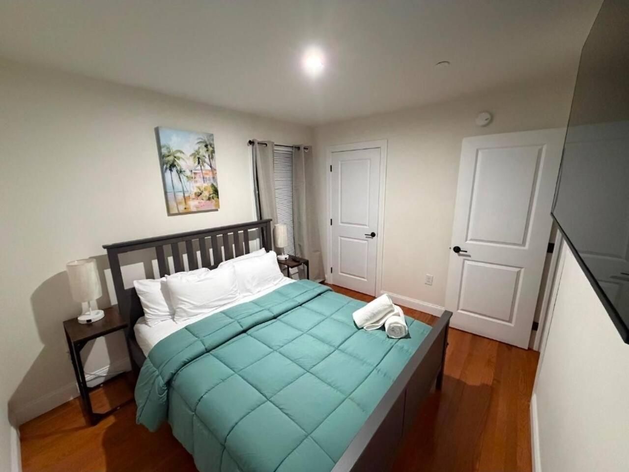 A New 3 Bedroom 4 Beds 2 Bath, 2 * Boston