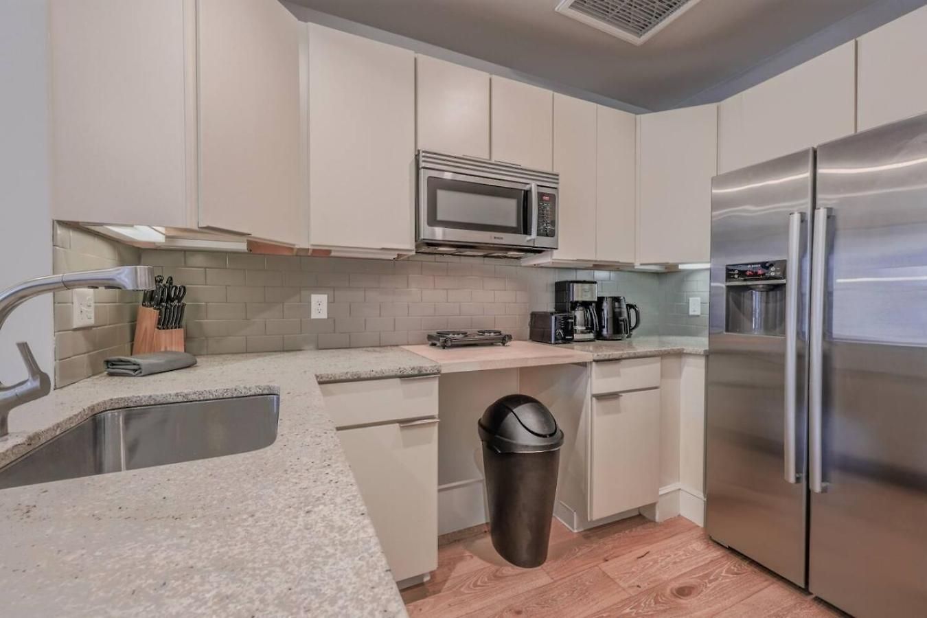 Apartment Spacious 1bed 1bath In Back Bay *