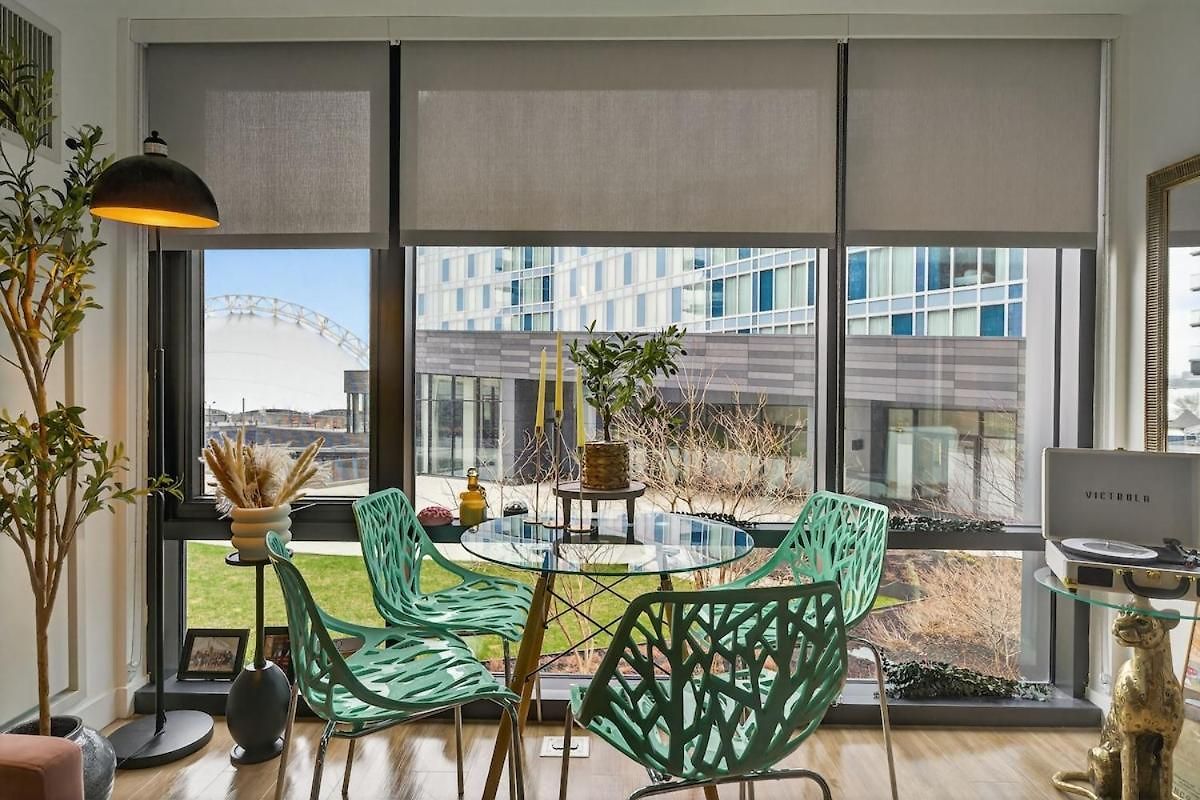 2-bedroom Lux In Seaport Next To Convention Center Apartment