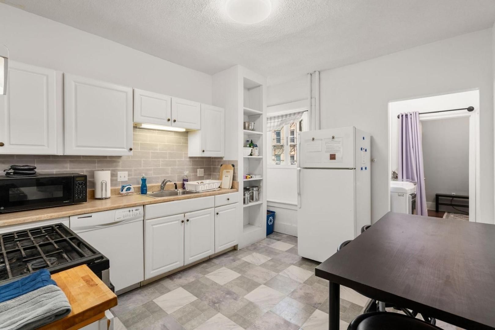 Apartment Near Line & Bc Boston