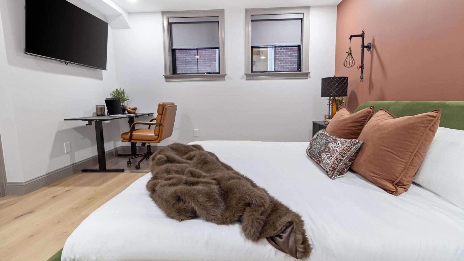 North End 2br Prime Location