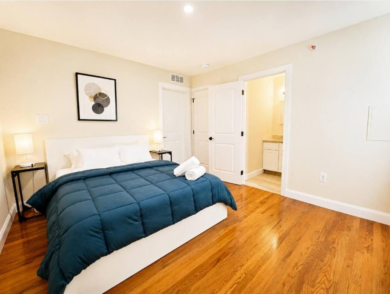 Apartment A New 3 Bedroom 4 Beds 2 Bath, 3 *
