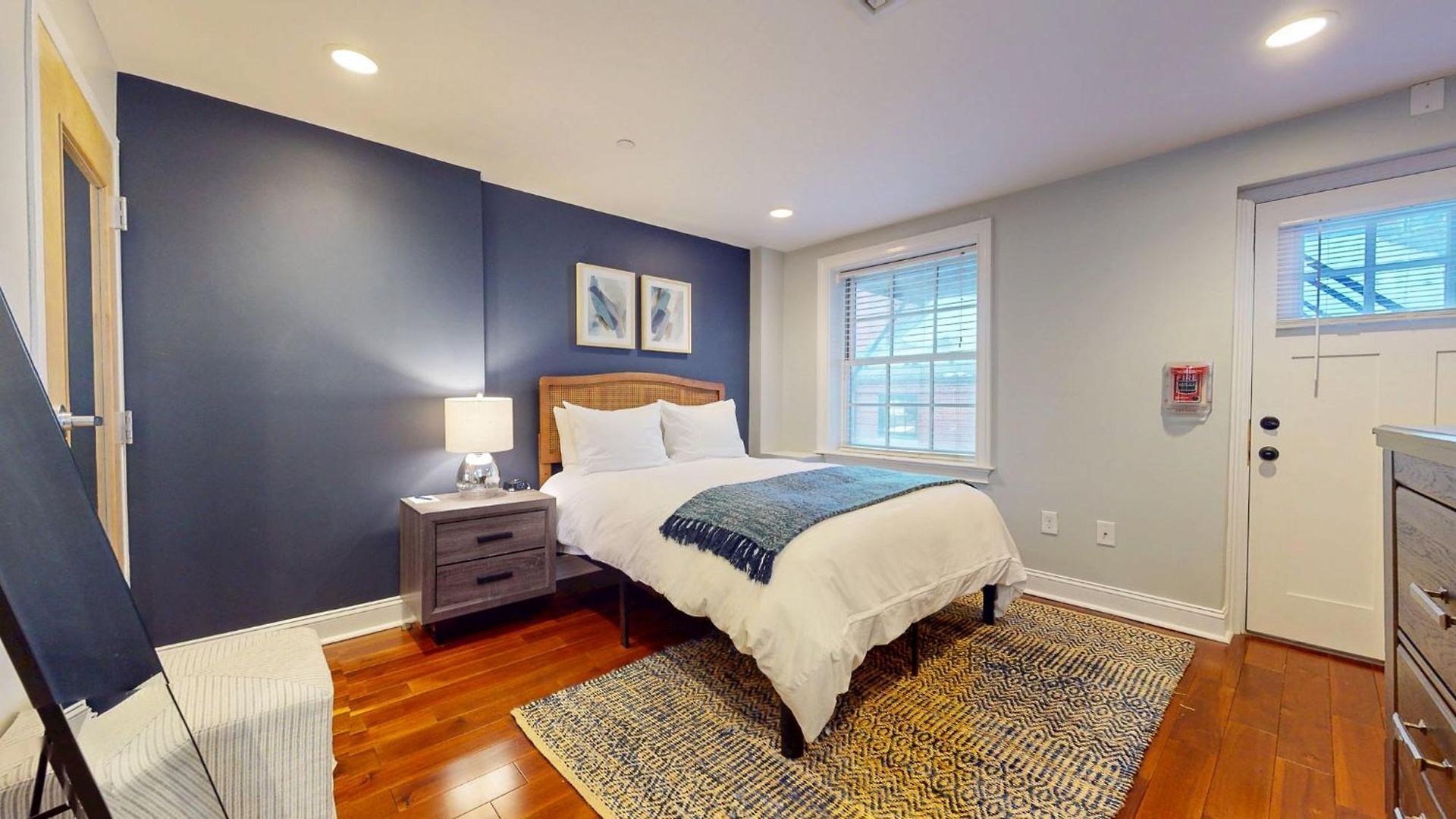 Spacious 1b In Faneuil Hallquincy Market Apartment *