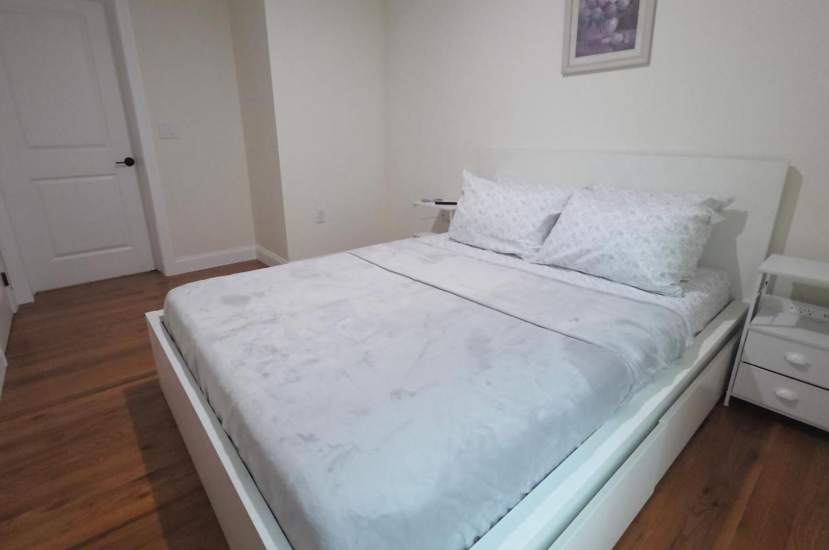 A New 3 Bedroom 4 Beds 2 Bath, 1 Apartment