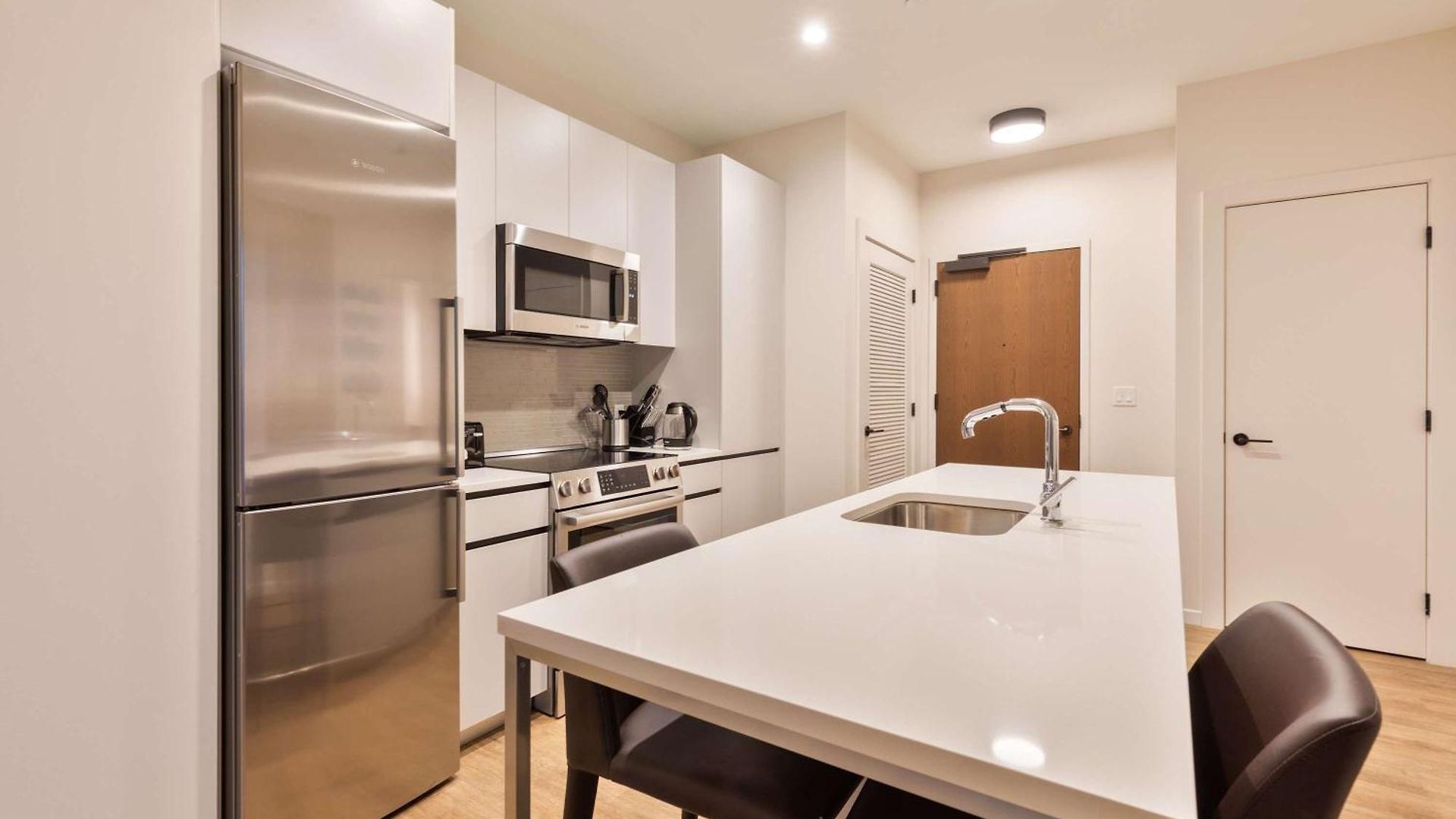 Apartment Modern In Seaport With Gym