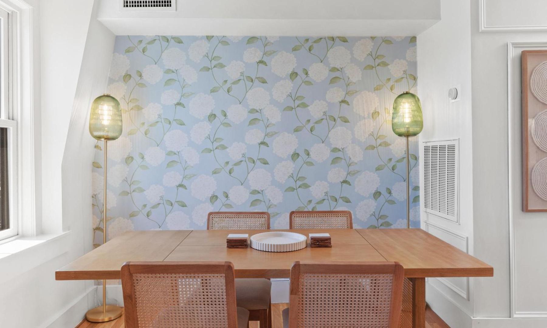 South End Furnished 2 Bedroom Walk To Copley, Prudential, Commons, Mgh, Public Gardens, Public Library Apartment Boston