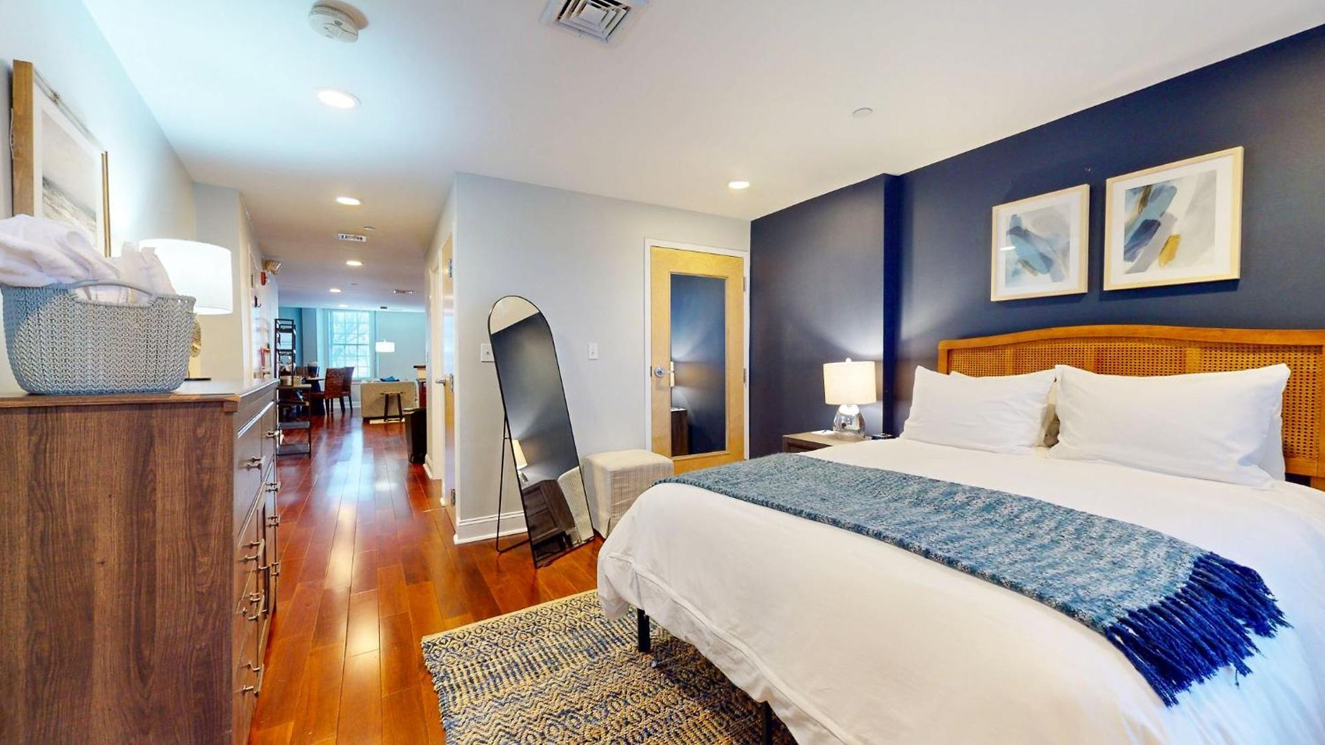 Apartment Spacious 1b In Faneuil Hallquincy Market