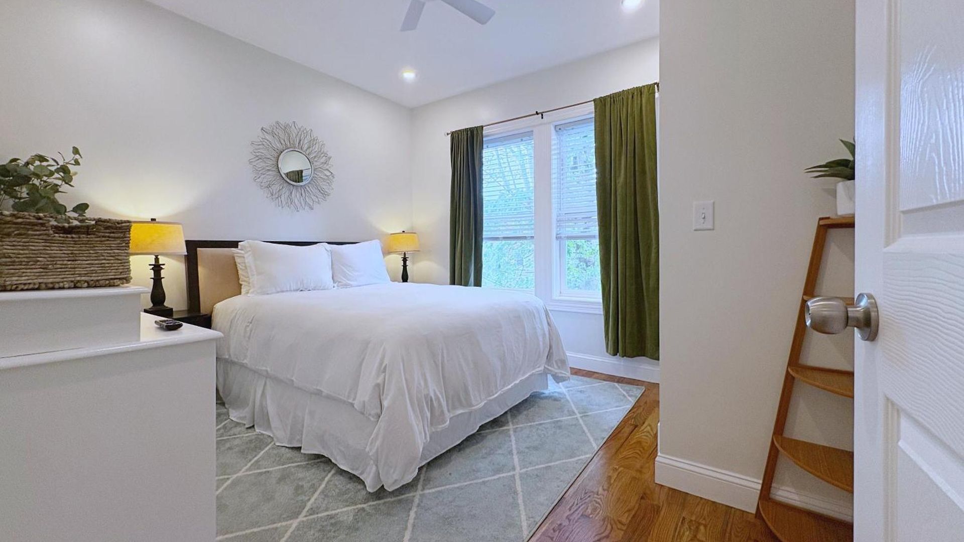 Apartment New 2br W Deck Line B Brighton *