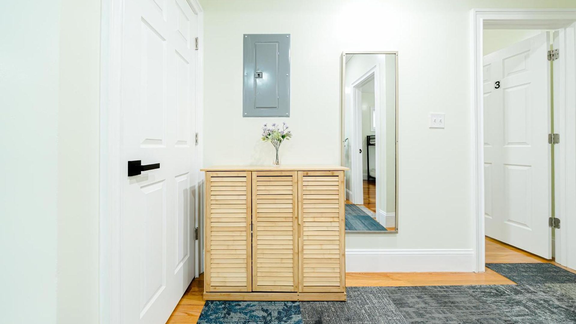 Inviting 4br - Kid Friendly - Near I-95 & Free Parking 90-2 Apartment Boston
