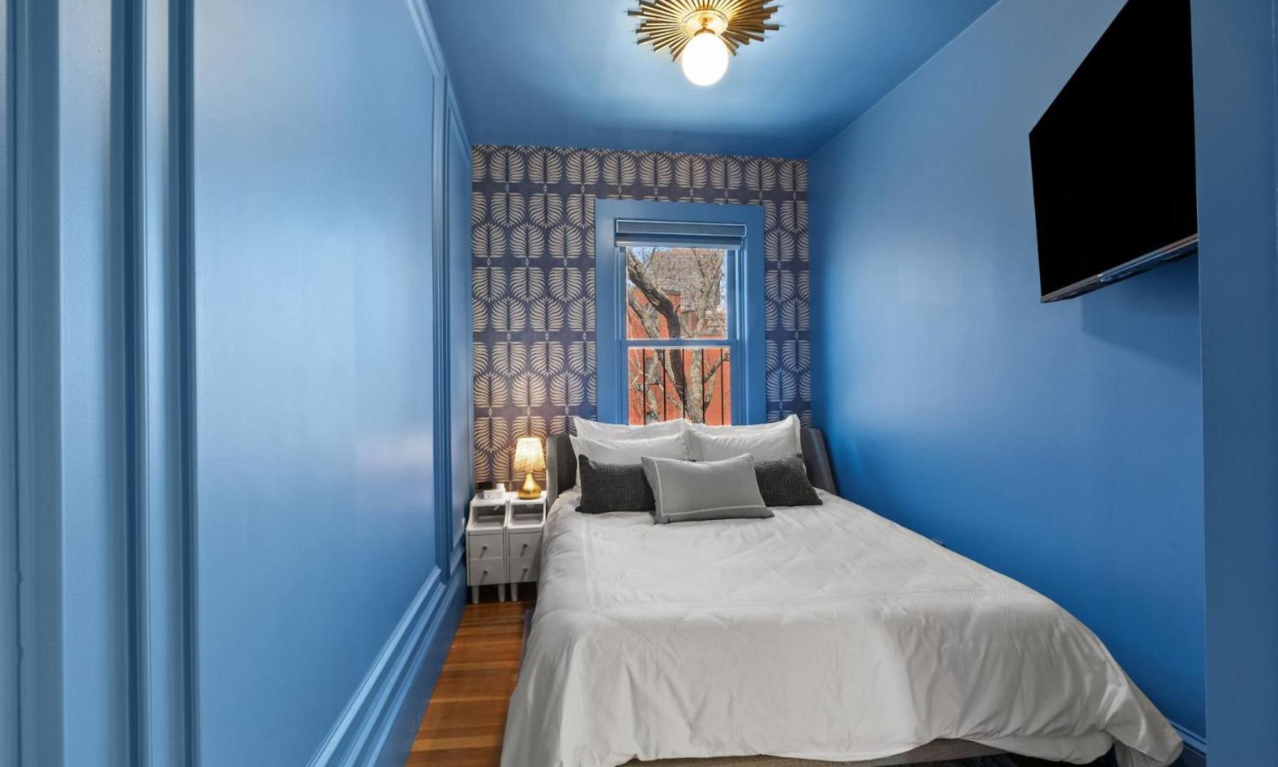 Apartment South End Furnished 2 Bedroom Walk To Copley, Prudential, Commons, Mgh, Public Gardens, Public Library *