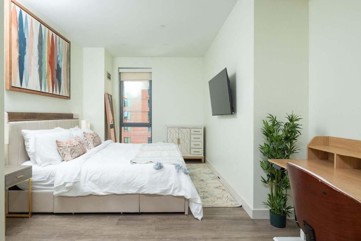 Apartment 2br Den Fenway Walk To Bu Longwood Red Sox *