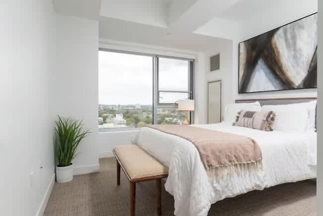 2br Cozy Near Harvard Retreat W Workspace & Game Apartment *
