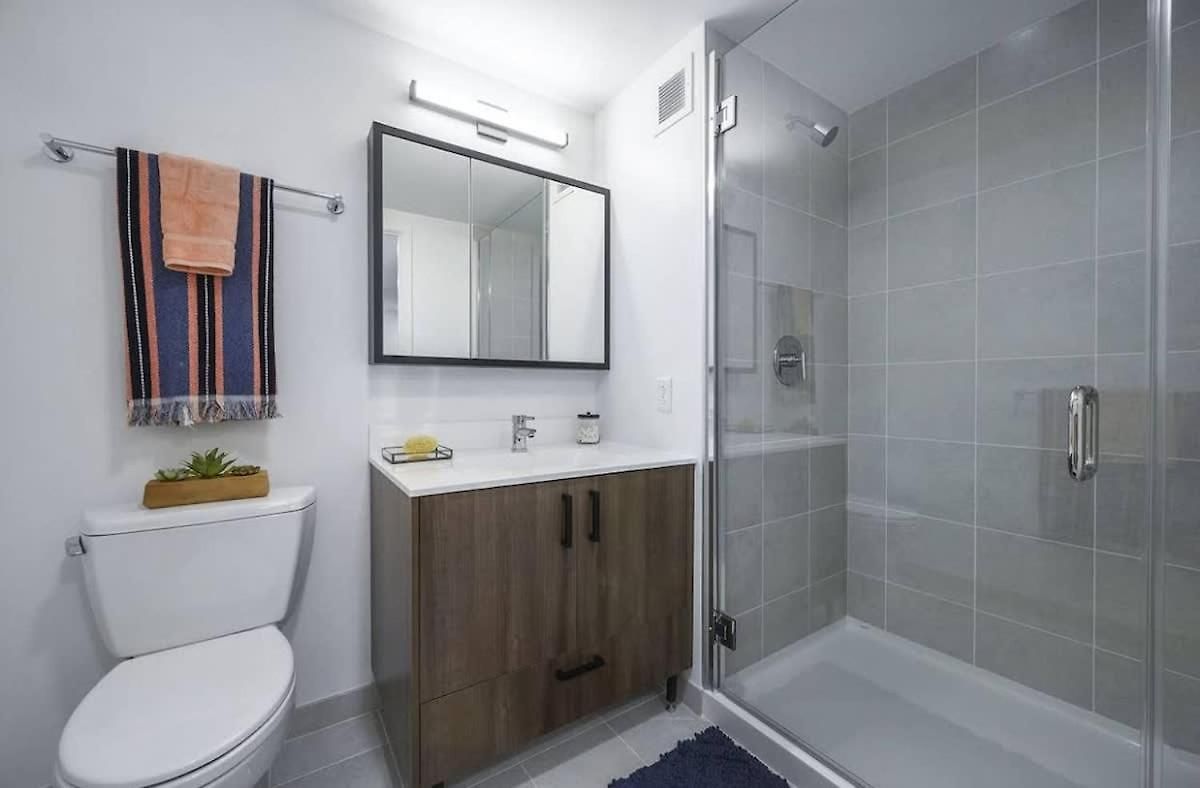 Apartment 2br Retreat Gym W&d Golf