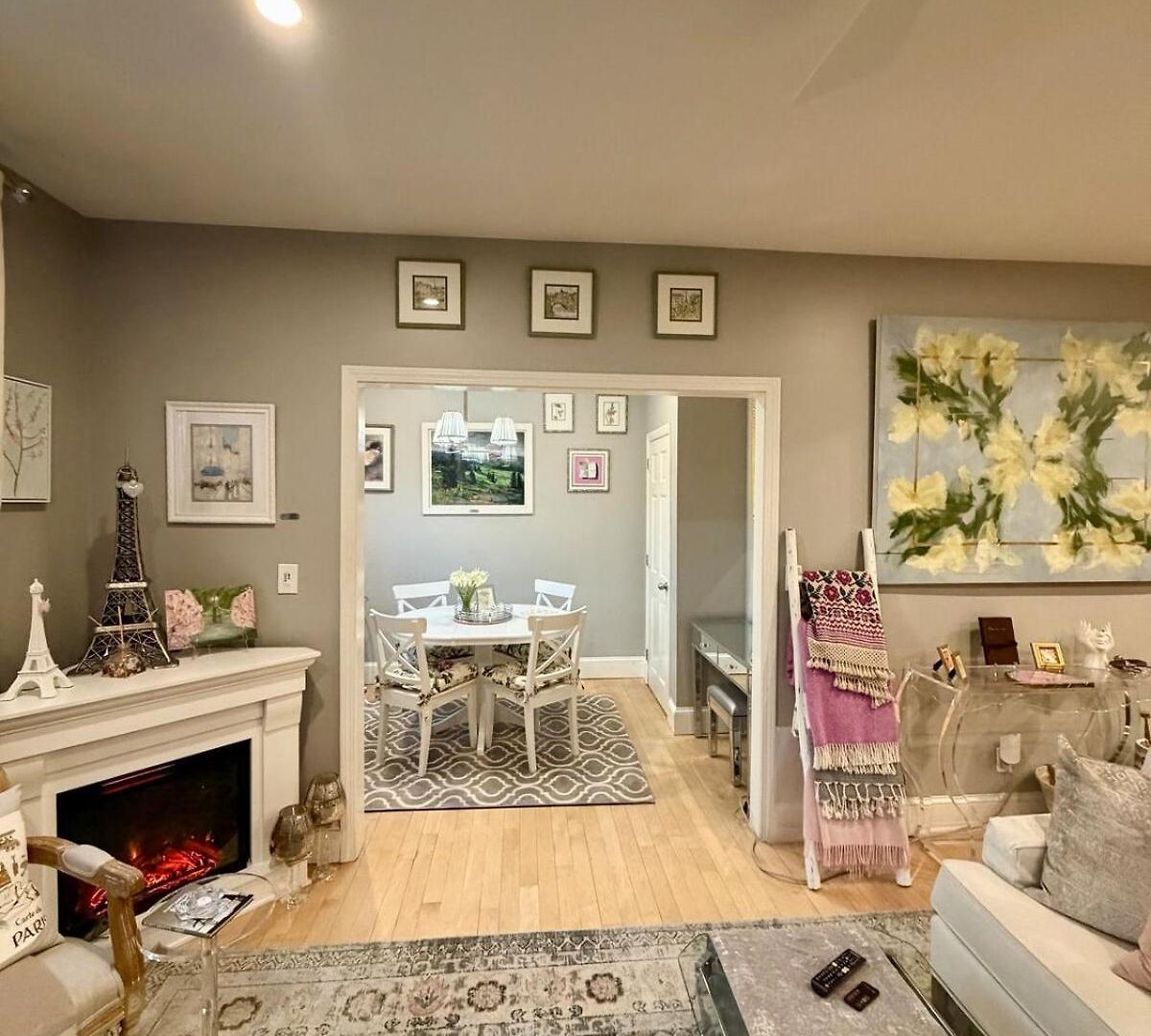 Apartment The Gallery - South End Designer Boston