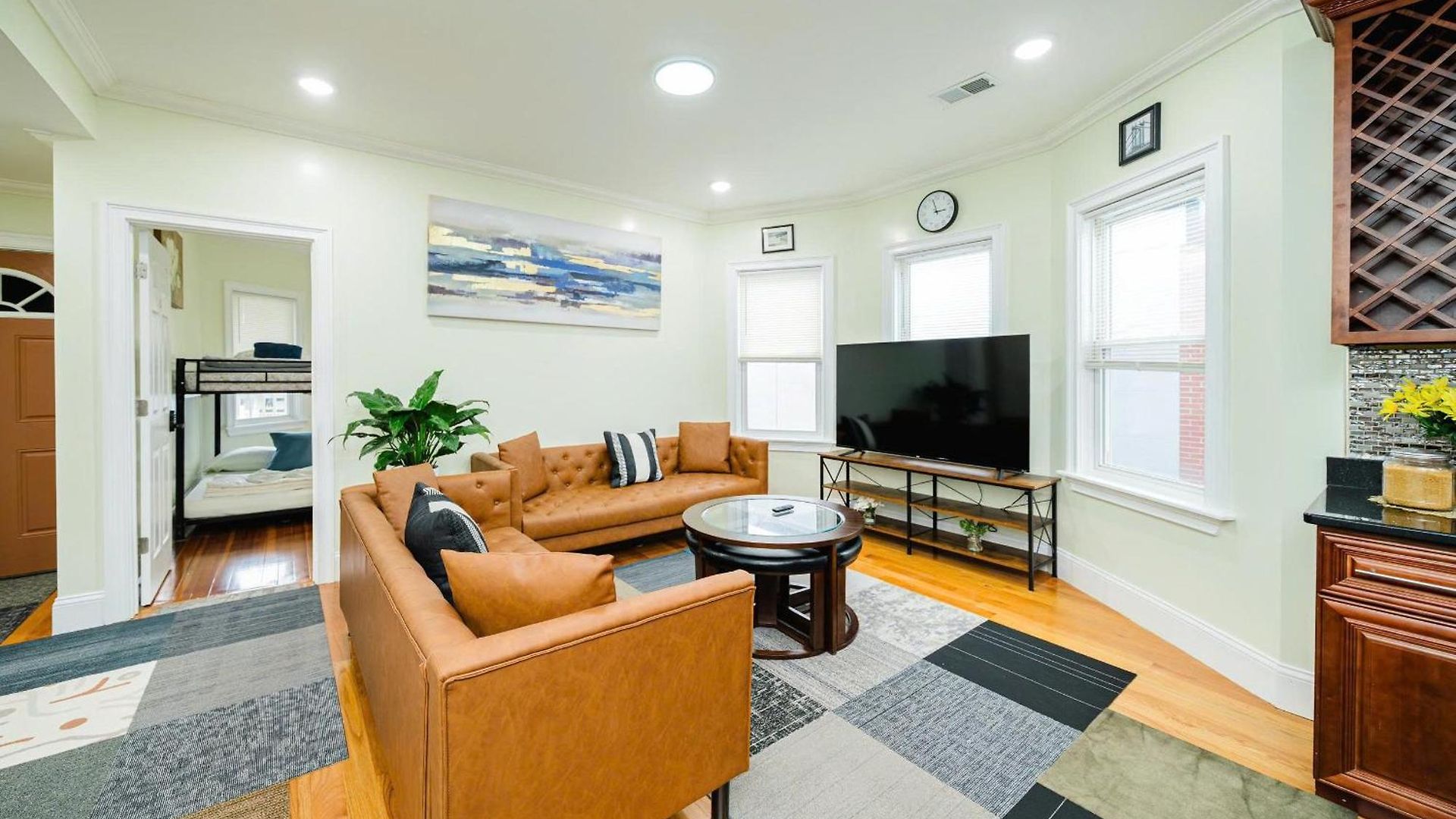 Inviting 4br - Kid Friendly - Near I-95 & Free Parking 90-2