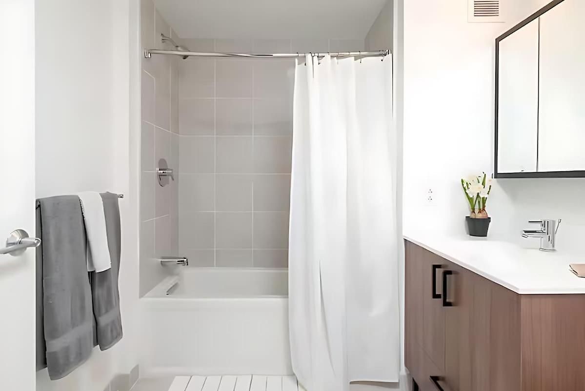 2br Retreat Near Harvard & Transit *