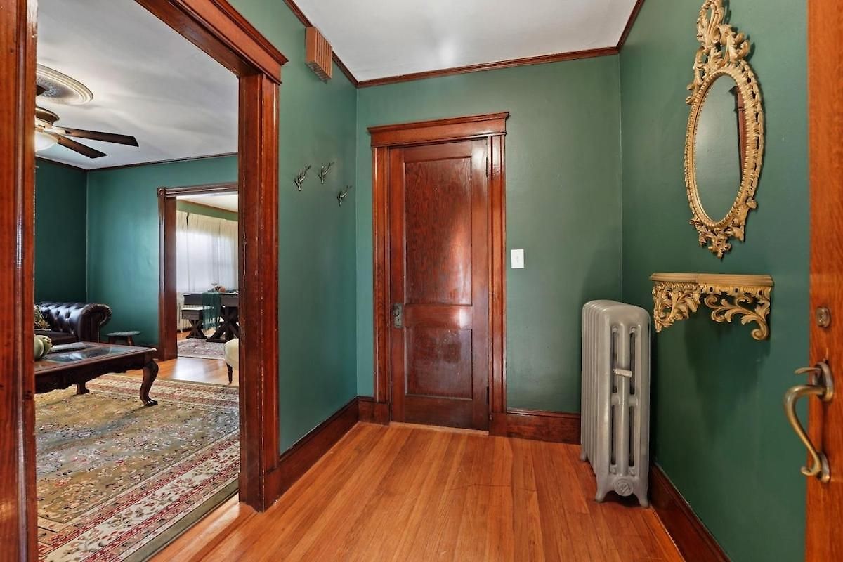 Apartment Charming 3br Garage Ev, Pool Table *