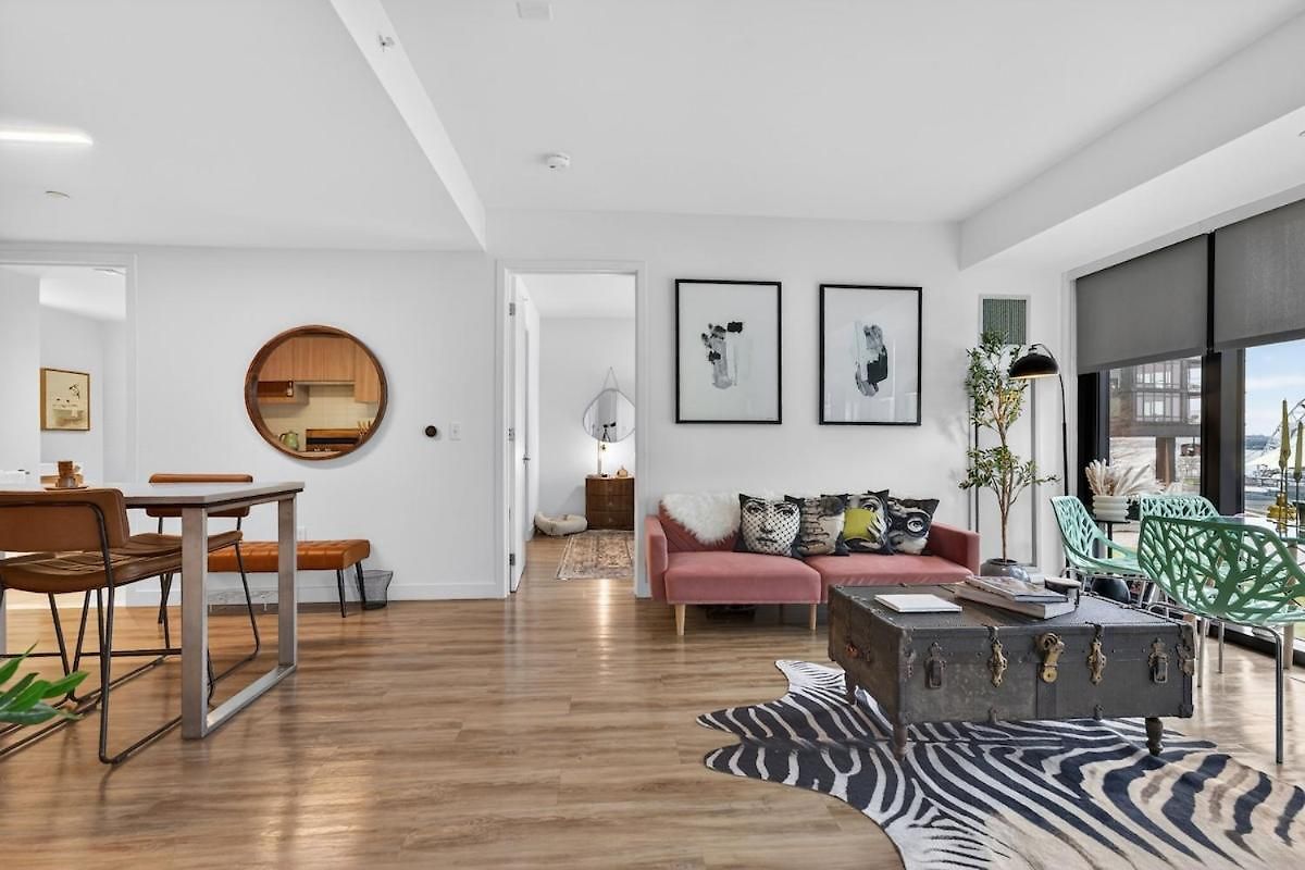 2-bedroom Lux In Seaport Next To Convention Center Apartment *