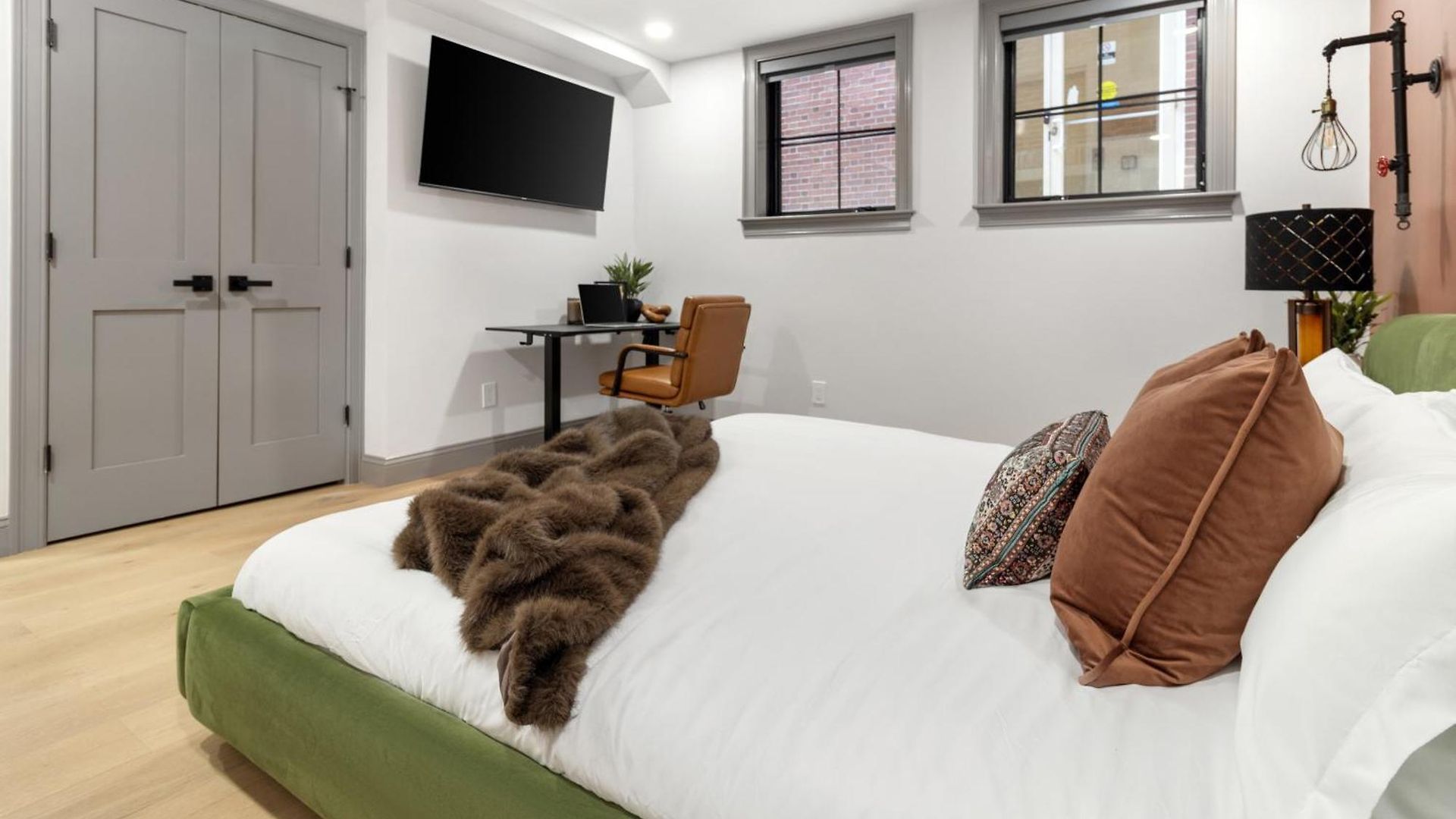 North End 2br Prime Location Boston