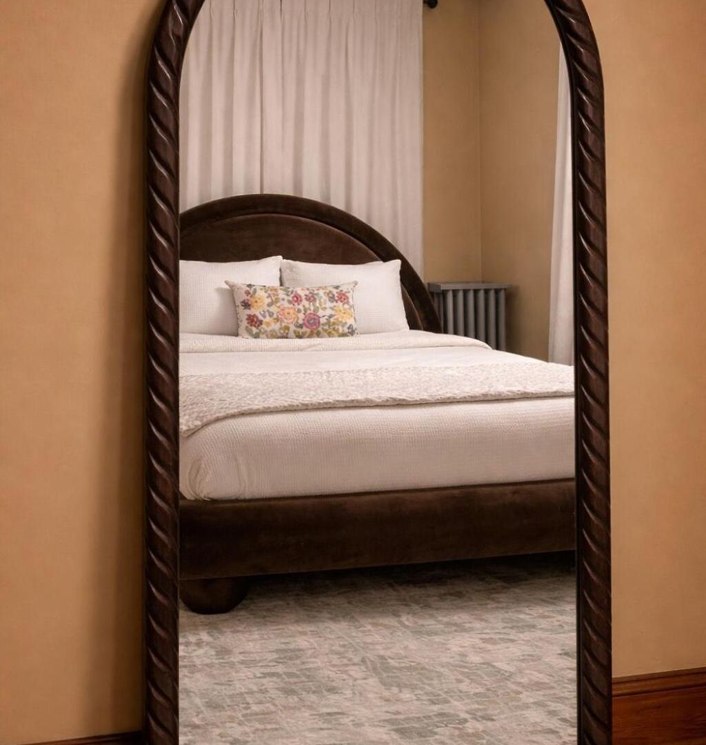 Elegant 4br Free Garage, Ev Charger Apartment *