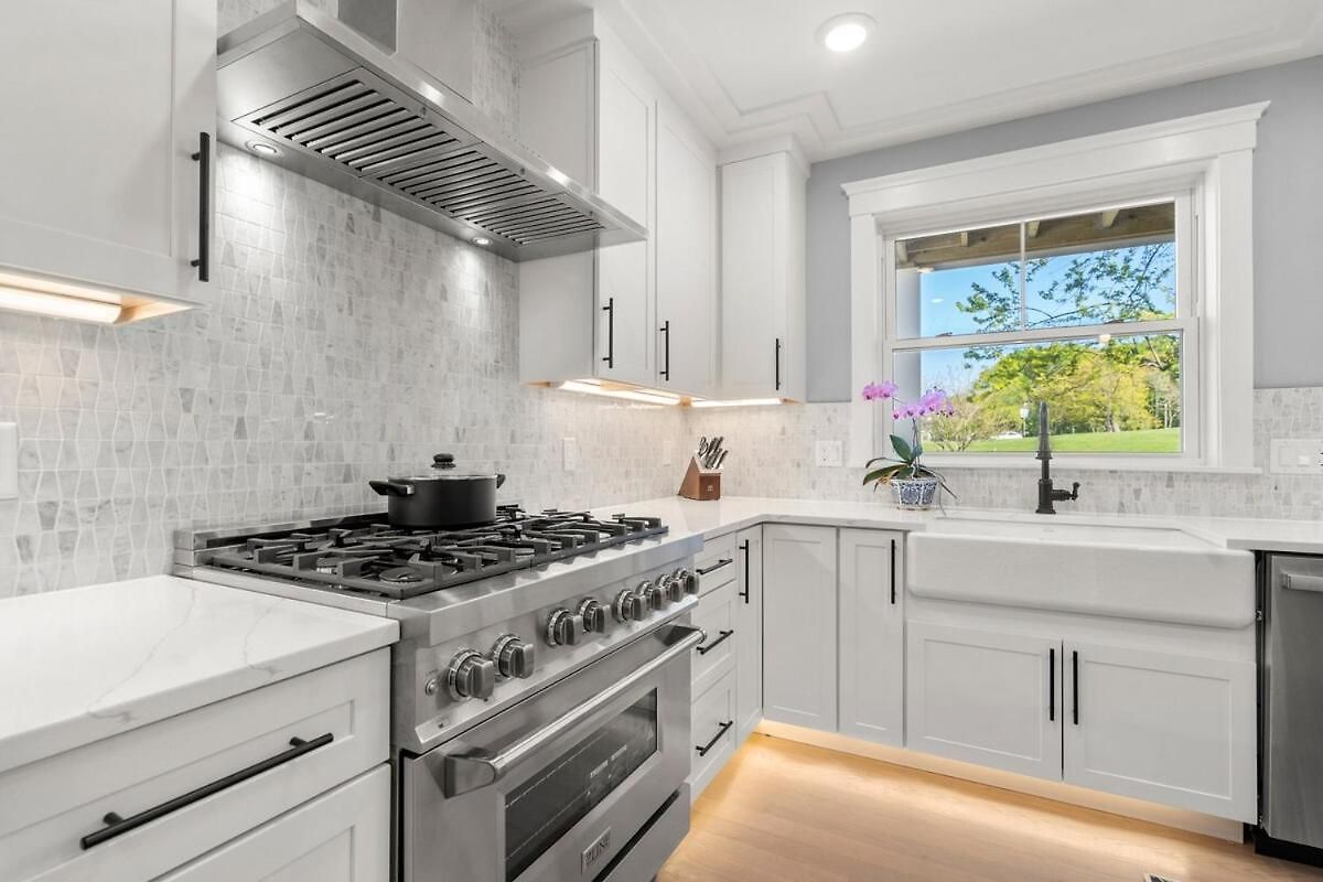 New 3 Bedroom, 2 Bath Unit, Meadow View! Boston