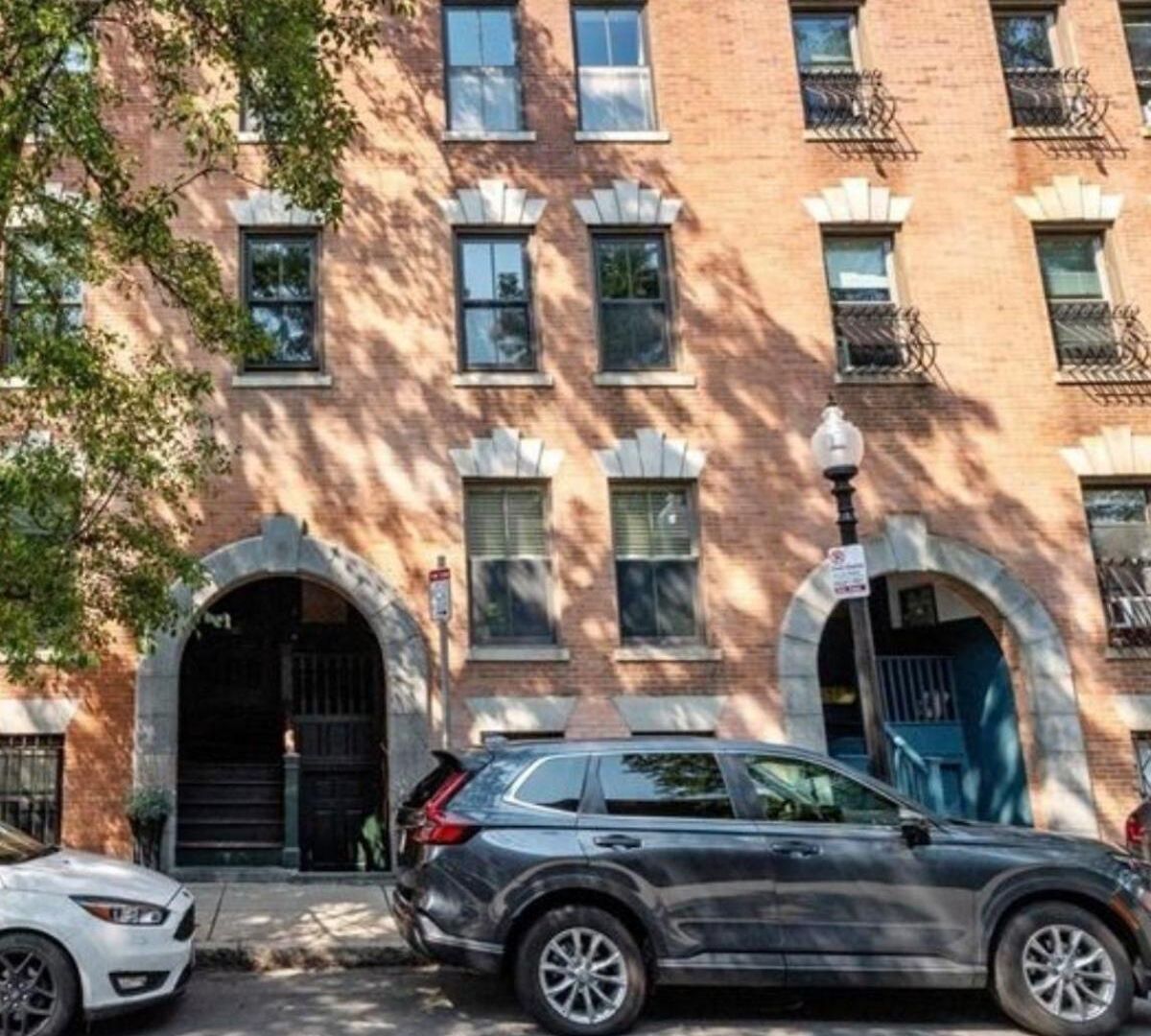 The Gallery - South End Designer Apartment Boston