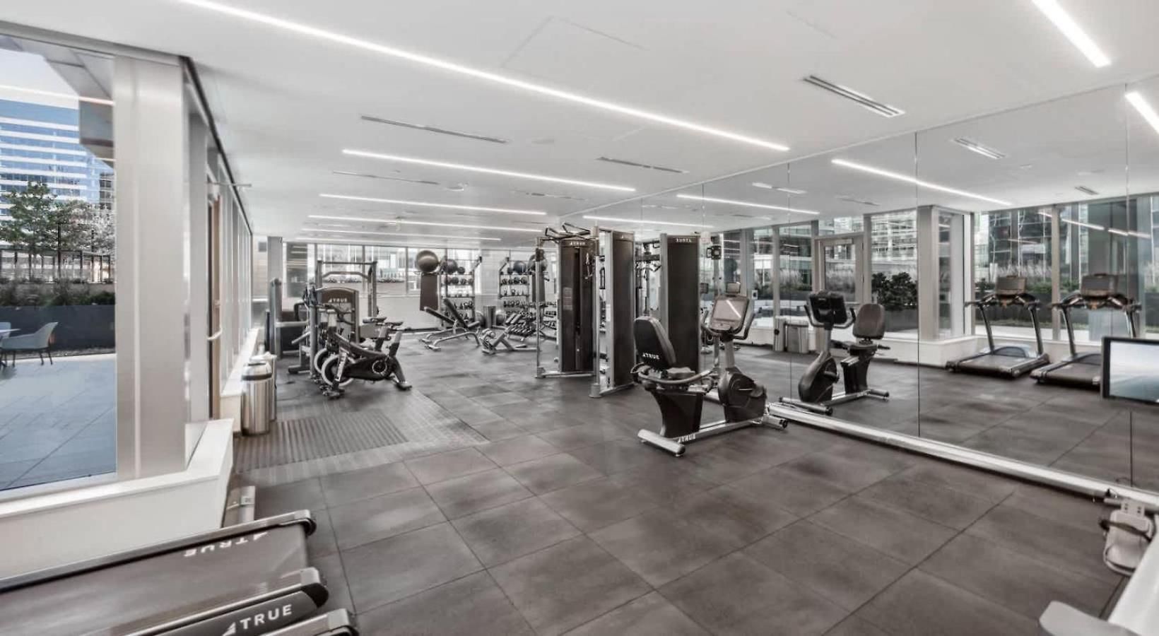 Modern In Seaport With Gym Boston