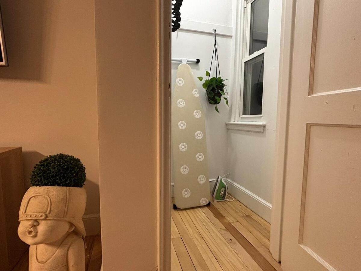 Apartment Modern 3 Bedroom With Parking In Boston