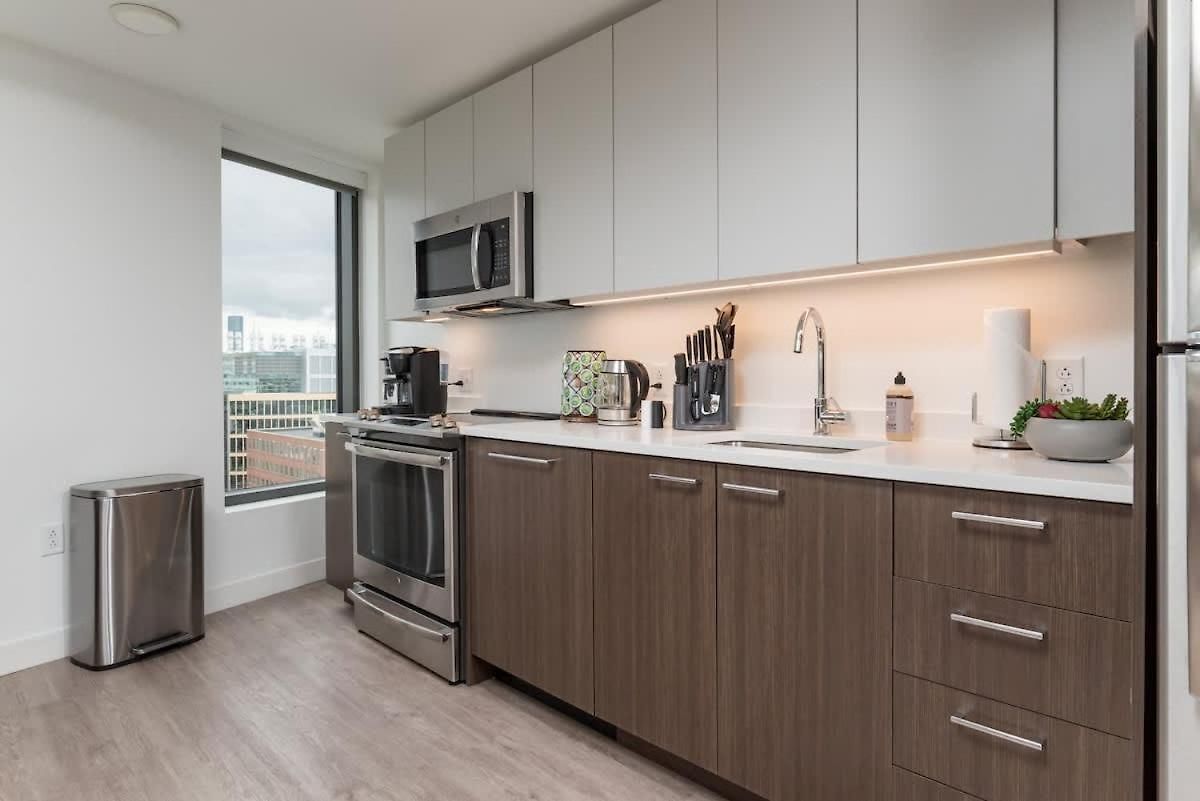 Cozy 2br Near Harvard With Gym Golf & Work Space Apartment Boston