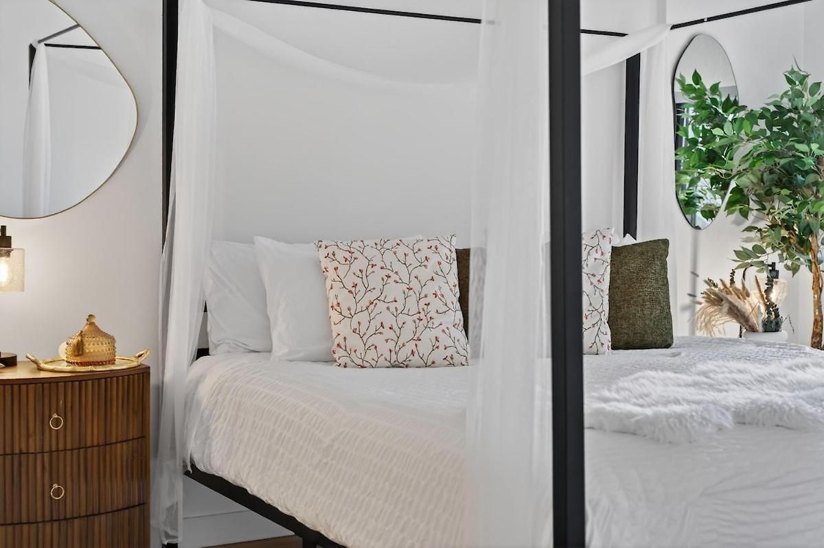 2-bedroom Lux In Seaport Next To Convention Center Apartment *