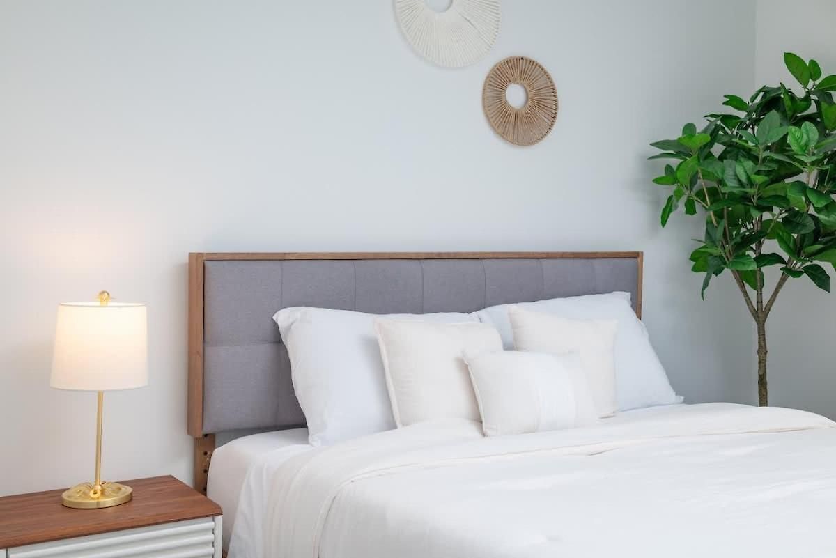 Cozy 2br Near Harvard With Gym Golf & Work Space * Boston