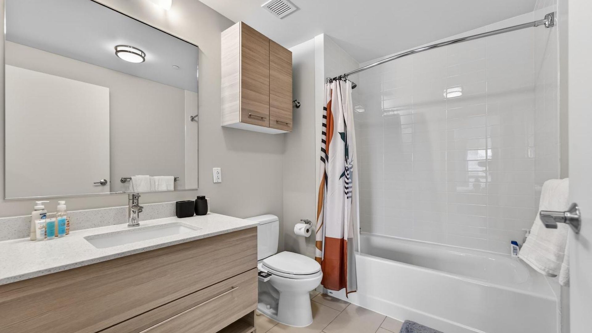 2 Bedroom Lux In Downtown Tower Apartment Boston